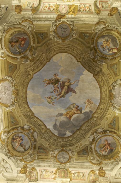 Palazzo Tucci D'epoca 4*