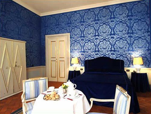 Frühstückspension Palazzo Tucci D'epoca 4*